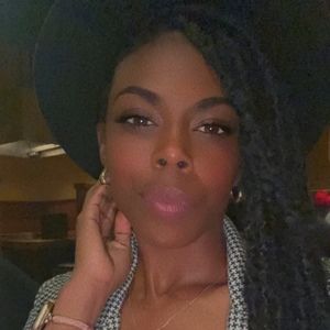 Meet your Posher, Tahsha